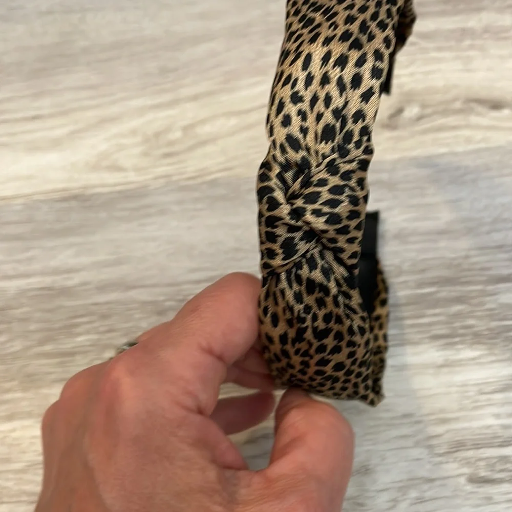 Black & Tan Animal Print Headband - Free added to any bundle of 2 other items!
